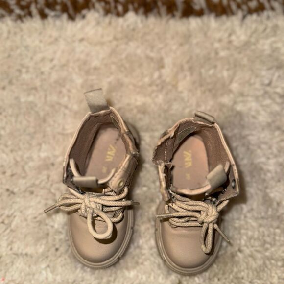 ZARA Baby Combat Boots - Picture 10 of 10